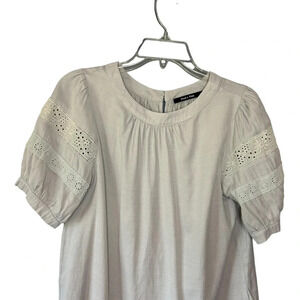 Doe & Rae shirt blouse short sleeves gray polyester embroidered small